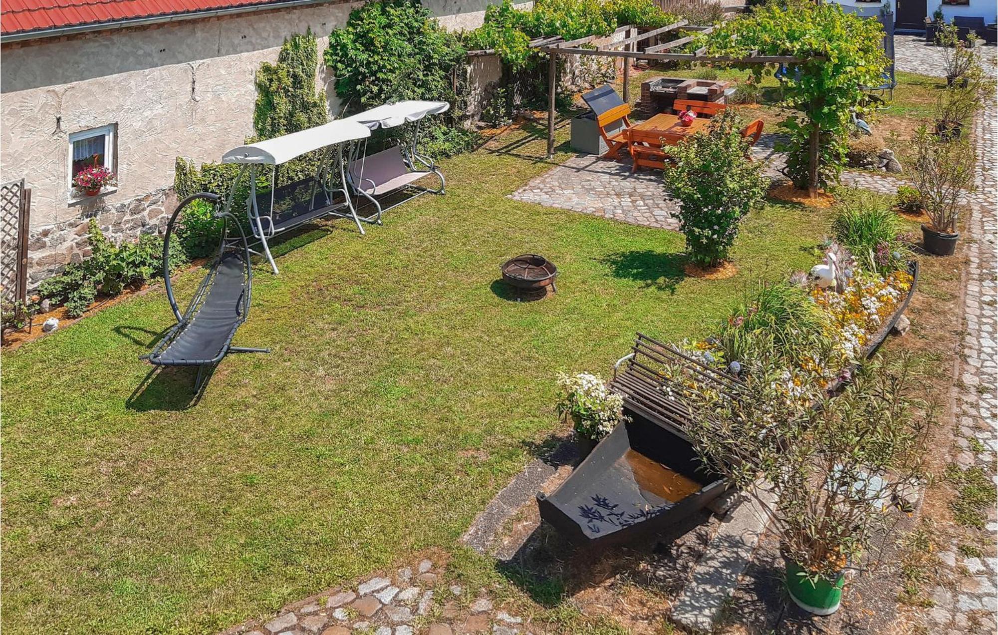 Nice Home In Neu Zauche Ot Caminche With Wifi Caminchen Bagian luar foto