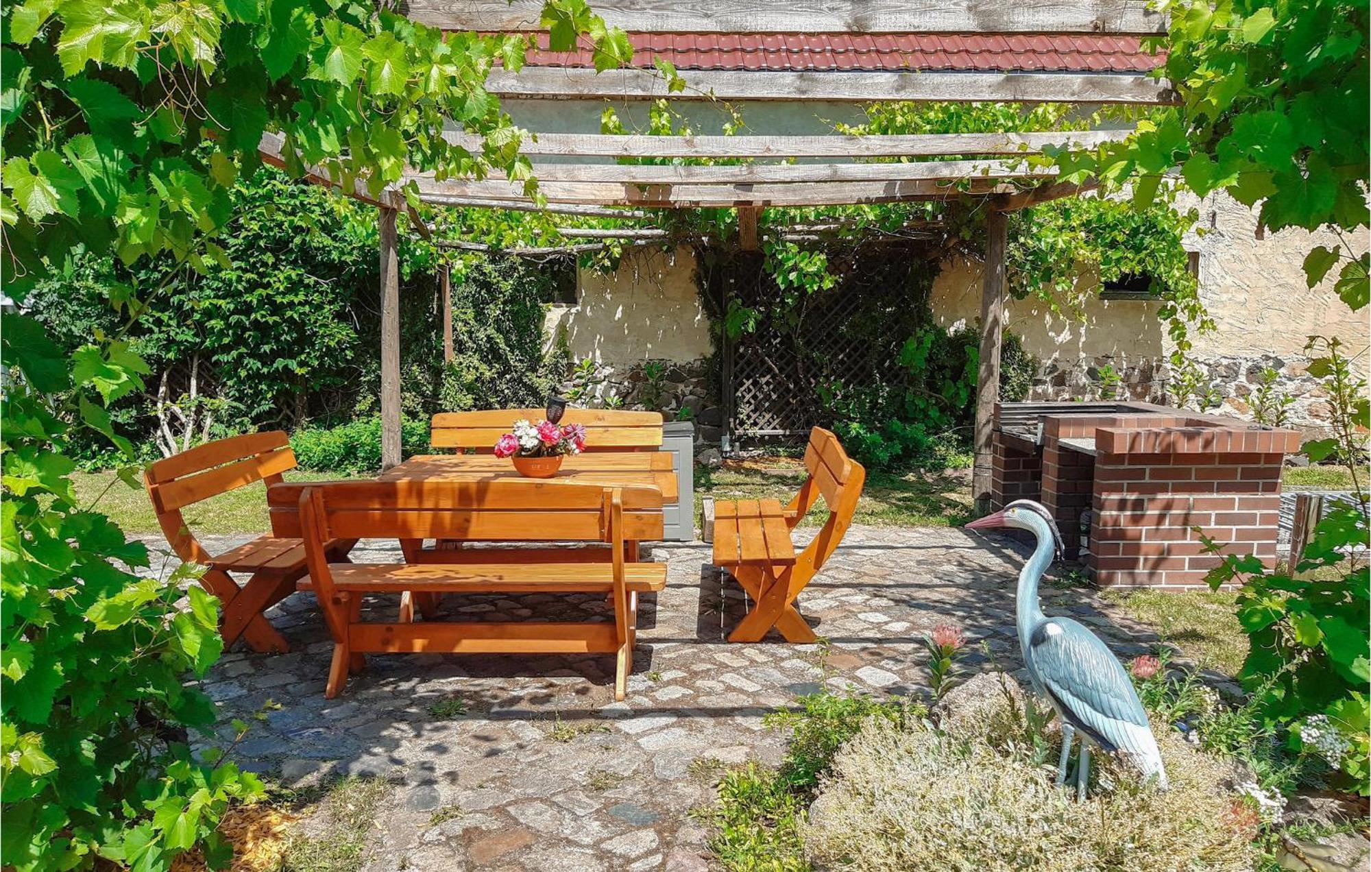 Nice Home In Neu Zauche Ot Caminche With Wifi Caminchen Bagian luar foto
